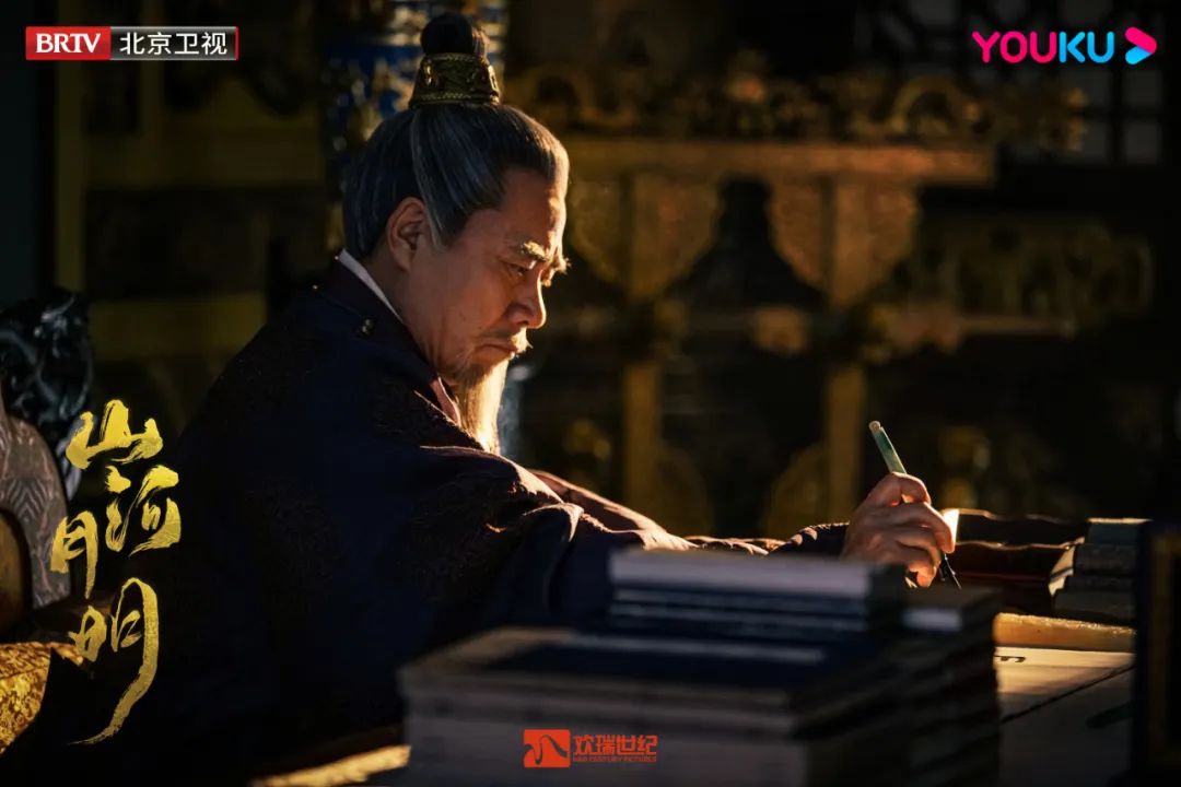 董哲山河月明,山河月明作者董哲