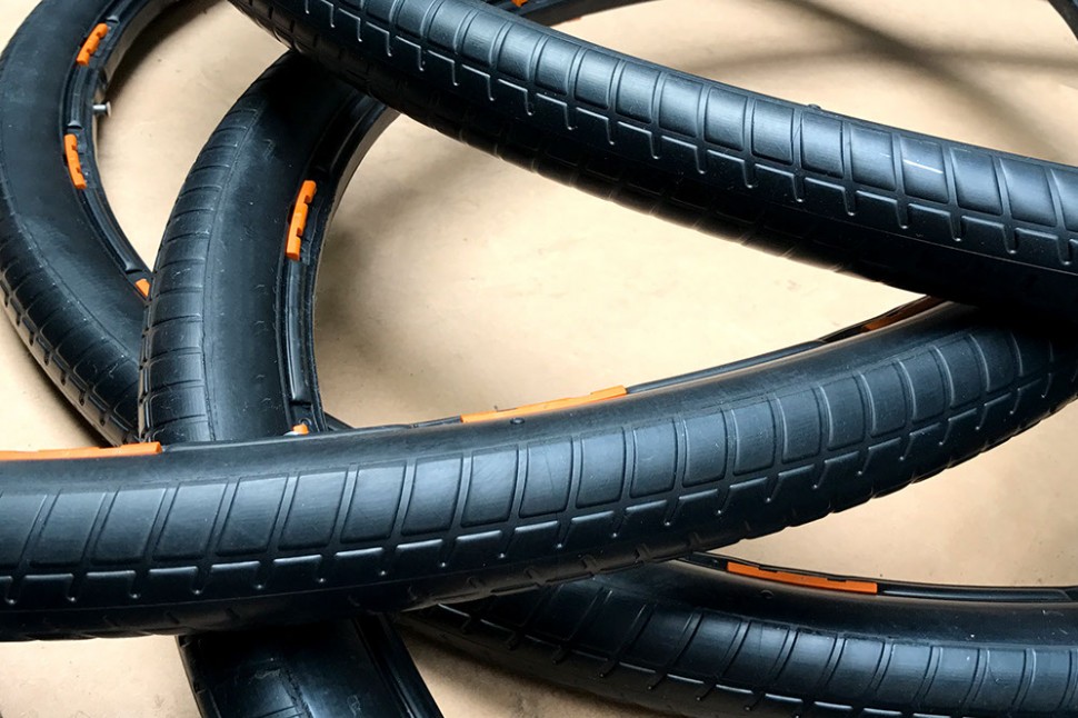 公路自行车实心胎好还是内外胎好,为什么自行车换了实心胎特别难骑