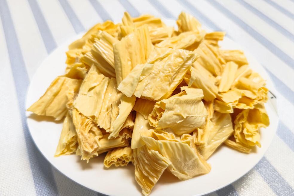 泡腐竹放不放盐,泡腐竹怎么泡才软烂