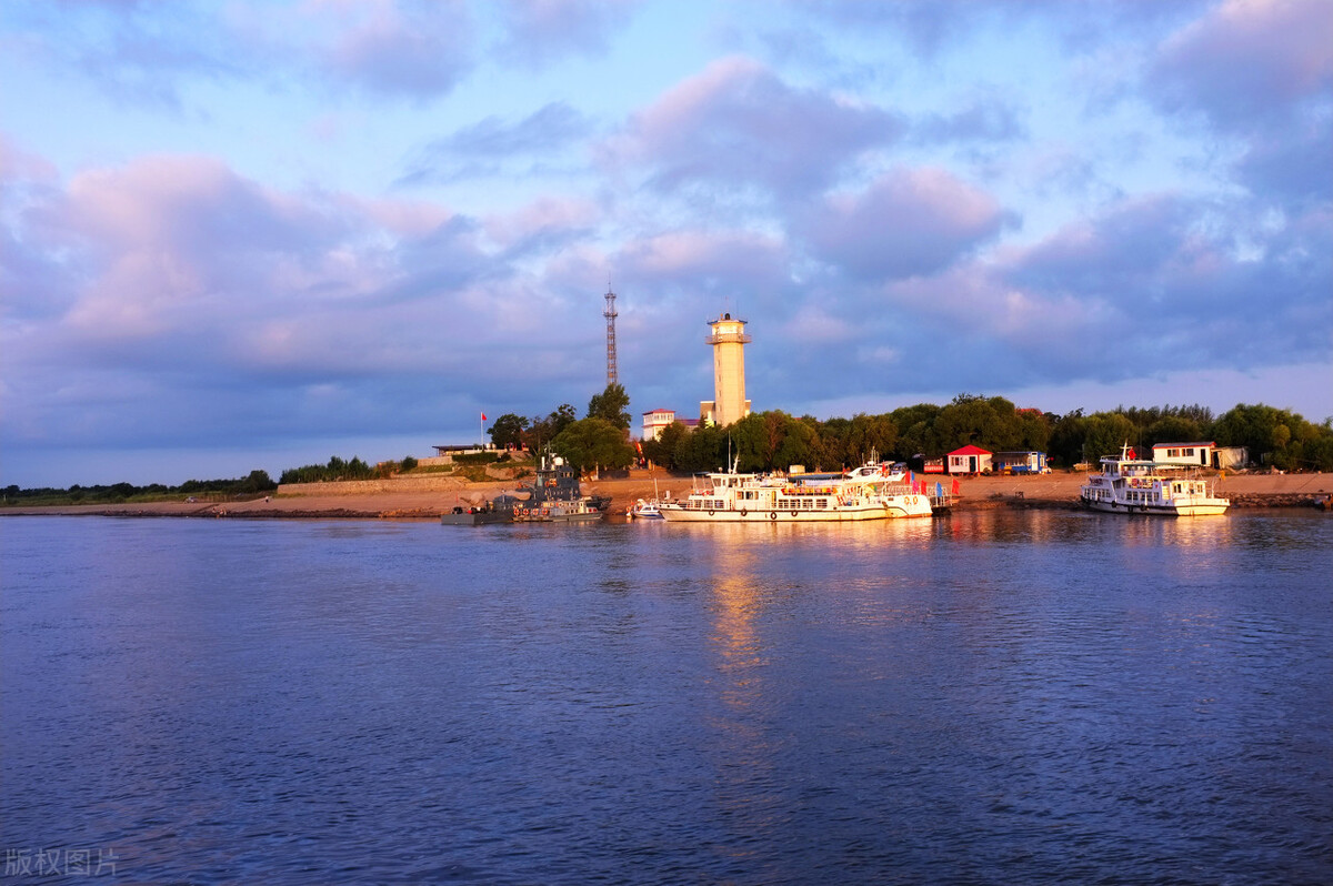 黑龙江省都有哪些城市有机场,黑龙江拥有高铁和飞机的小镇