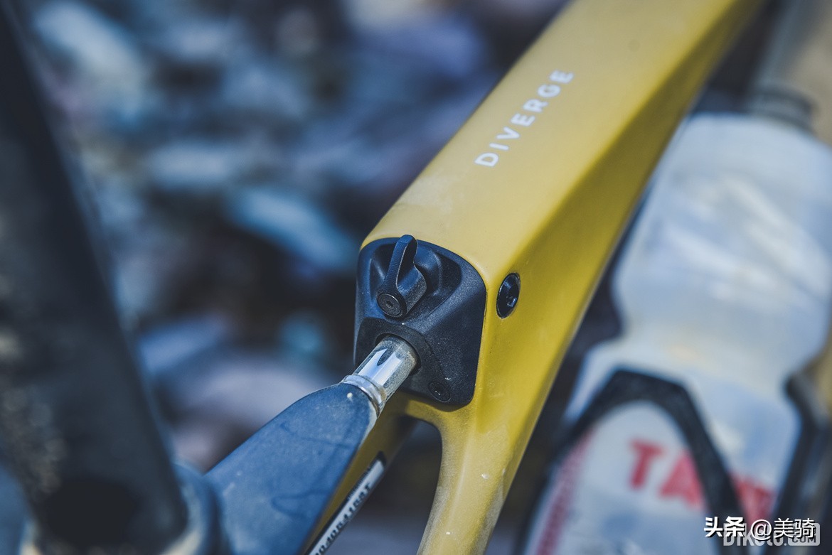 快乐重型“瓜”闪电全新DivergeSTR全地形公路车评测