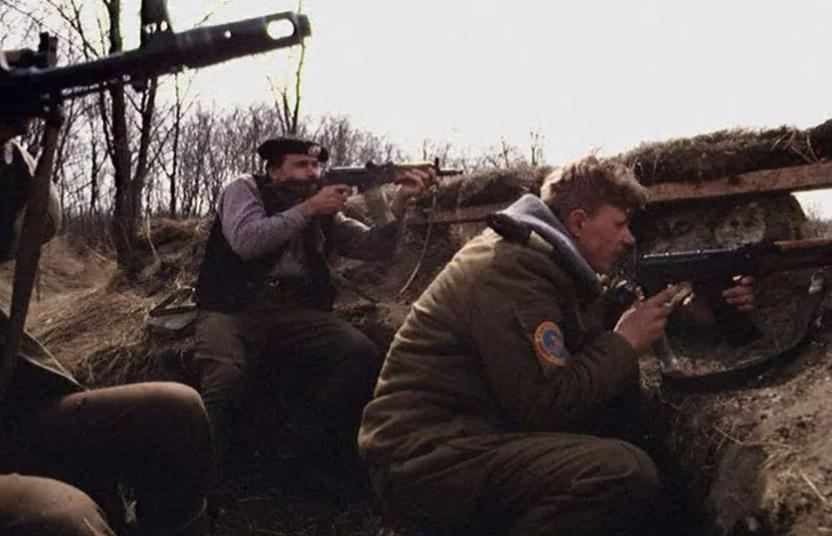 俄罗斯总统普京与叶利钦的关系,俄罗斯人如何评价普京和叶利钦