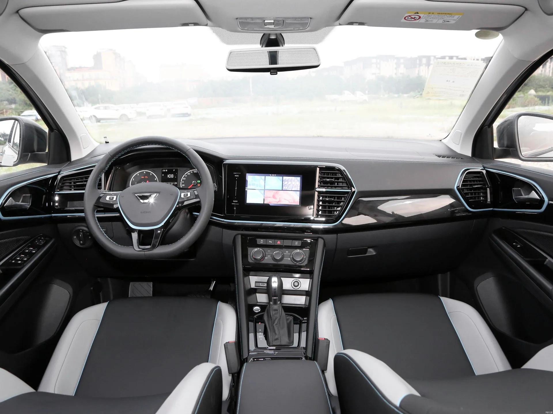 新捷达vs5高光版内饰配件讲解,23款新捷达vs5高光版落地多少钱