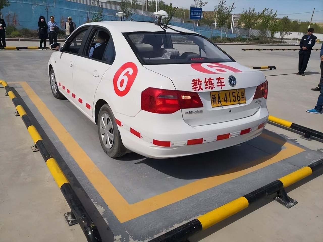 科目二自动挡初学入门步骤流程,科目二考试流程语音播报视频