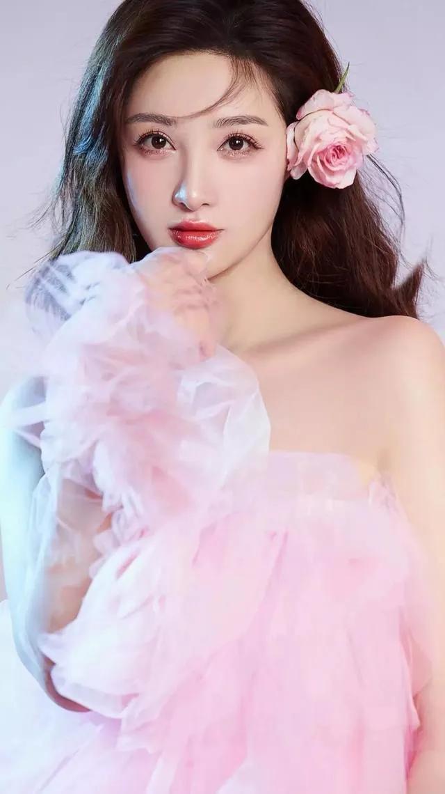 十大公认最好闻的香水淡香排名,十大公认最好闻的香水清香