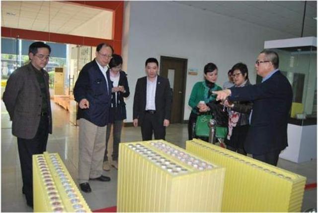 千亿富豪给美国捐400亿的是谁,中国富豪为美国捐款7000万