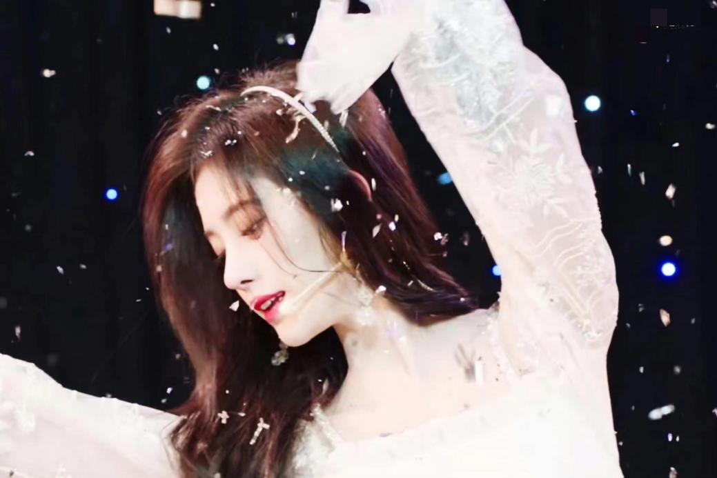 鞠婧祎赵丽颖角色混剪,鞠婧祎和赵丽颖的合拍视频