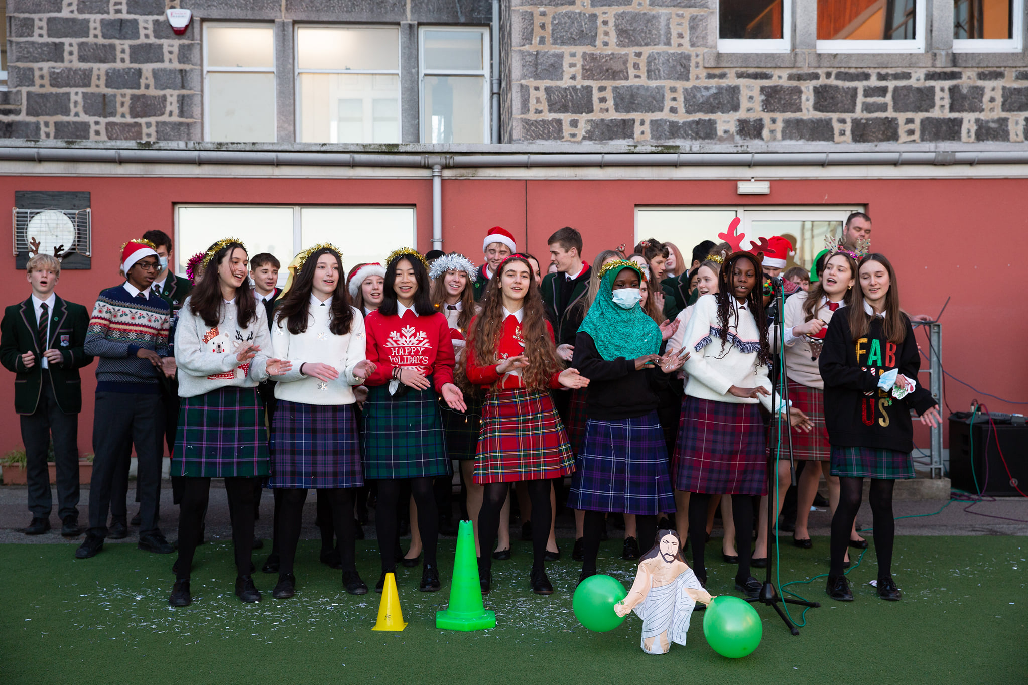 英国私立寄宿学校课程,英国寄宿学校开学时间