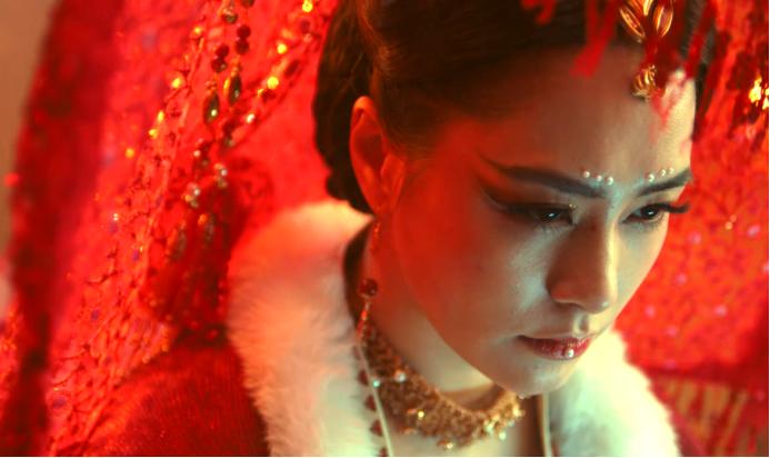 一手好牌打得稀烂的女人,一手好牌打得稀烂女主