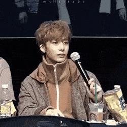 电影满江红遭吐槽,满江红电影吐槽回怼