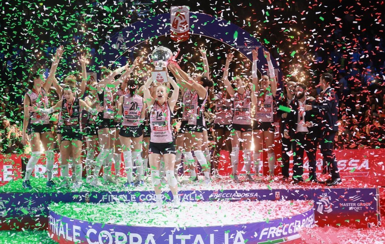 意大利女排联赛斯坎迪奇朱婷,女排朱婷斯坎迪奇赛程