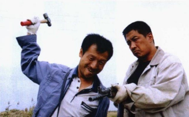 警察看见丁勇岱拔枪,丁勇岱现实遇警察