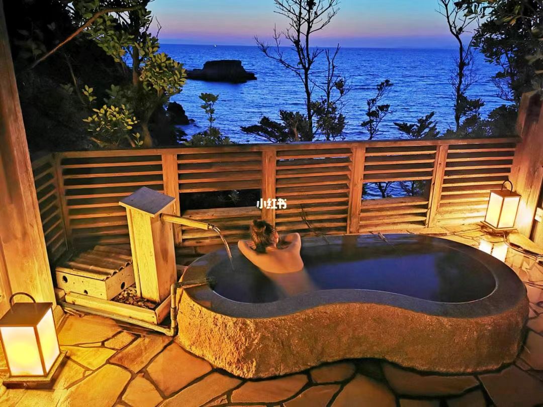 蟹岛绿色生态度假村,蟹岛温泉小镇