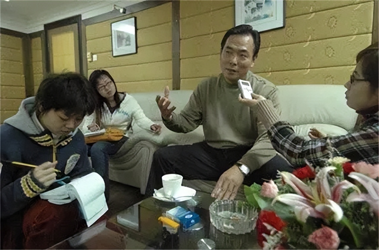 刘国梁的第一任妻子,刘国梁第二任妻子现状曝光