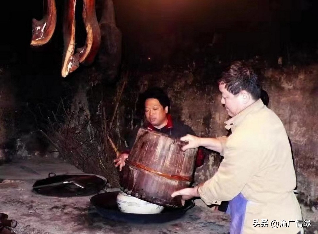 也谈“䀇子器皿”和“竹园䀇子鸡”