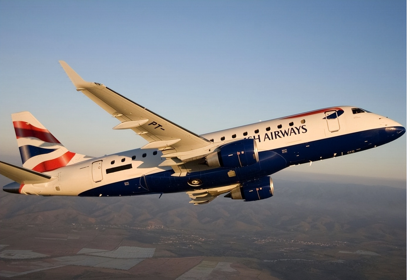 一架飞机来回飞一次赚多少钱,飞机飞一趟能赚多少钱视频讲解