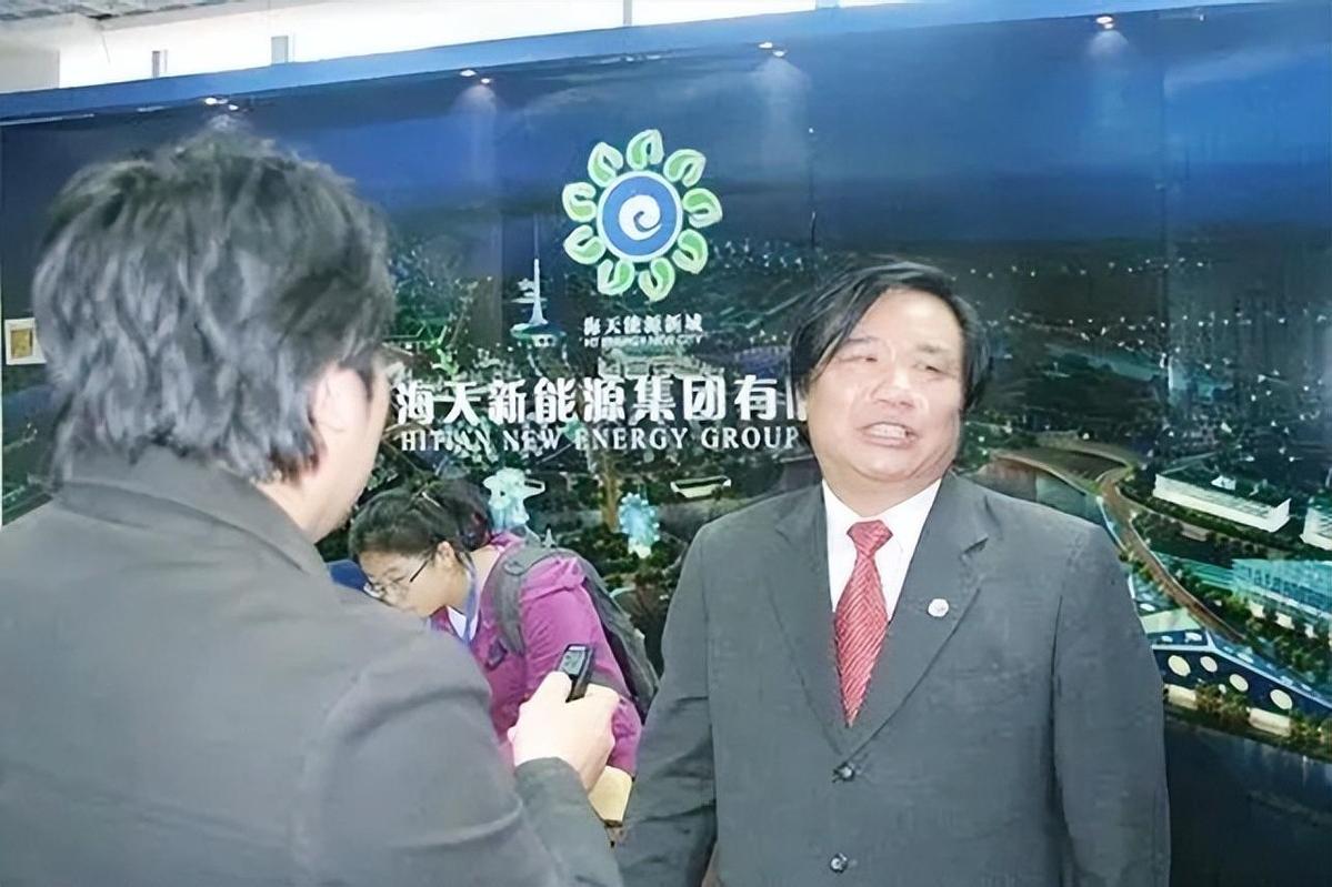 电池大王钟馨稼为美国捐款,钟馨稼做的是什么牌子的电池