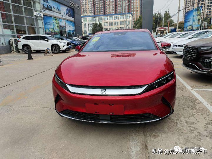 比亚迪汉续航实际能跑多少公里,比亚迪汉买605km还是550km