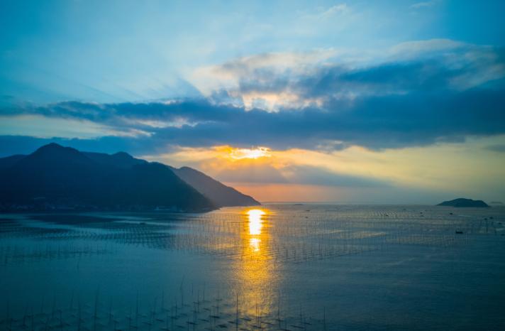 此生必打卡的最美十二县城,中国最令人向往的10个旅游小城市