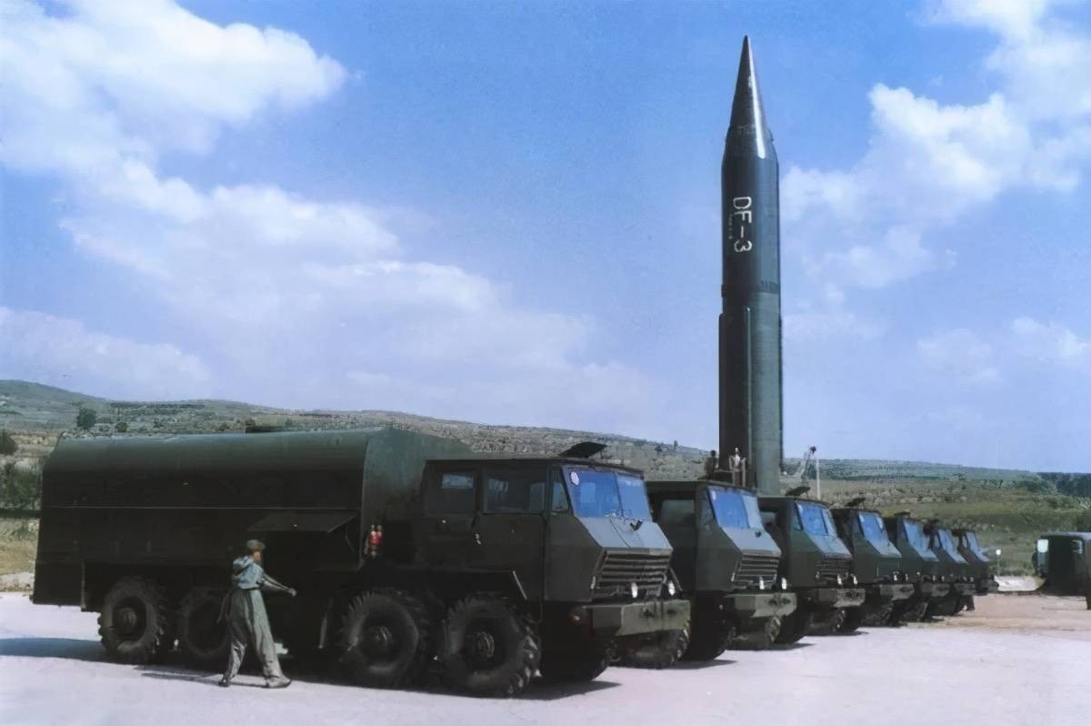 俄军库存了多少枚圆点导弹,俄罗斯出售伊朗防空导弹