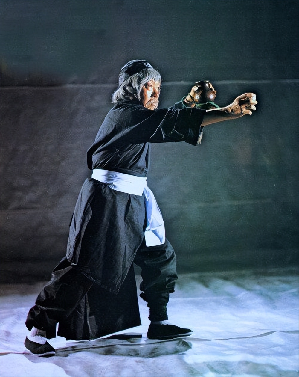 袁小田成龙采访,袁小田与成龙合演的全部电影