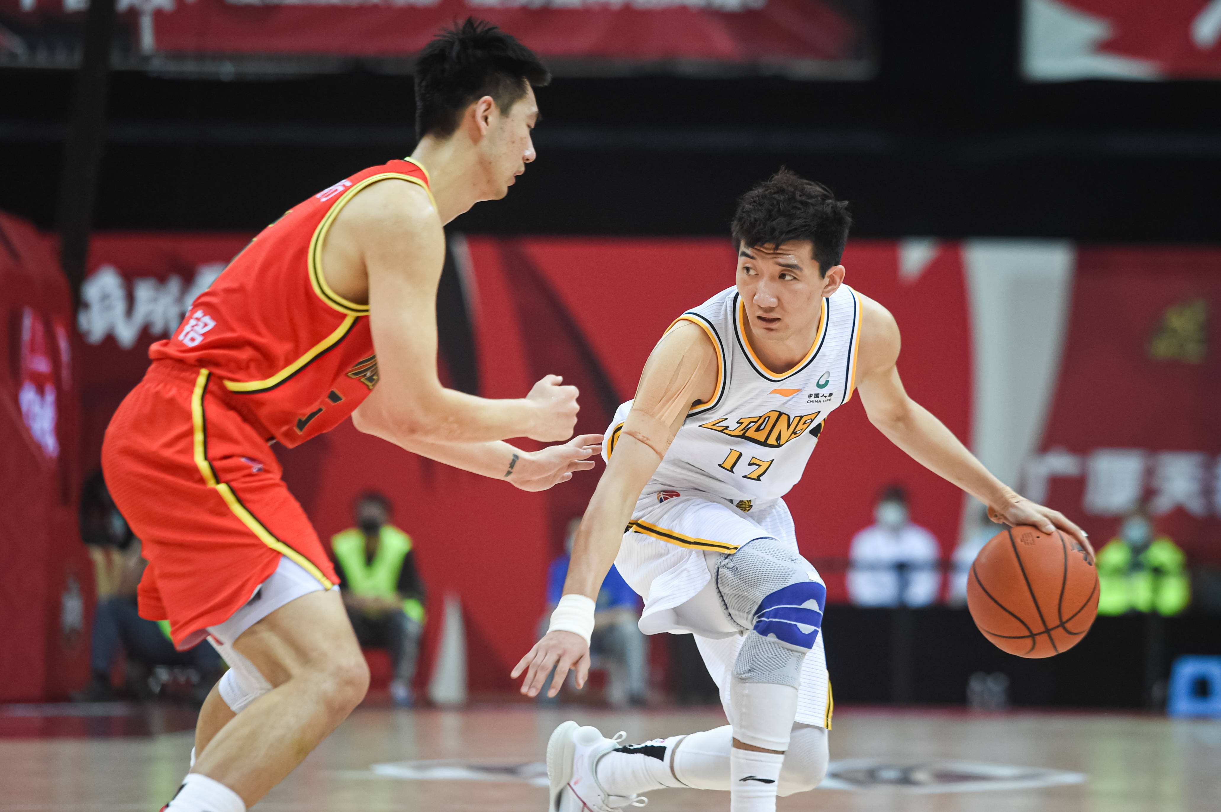 孙铭徽跟西热打招呼,孙铭徽砸球集锦