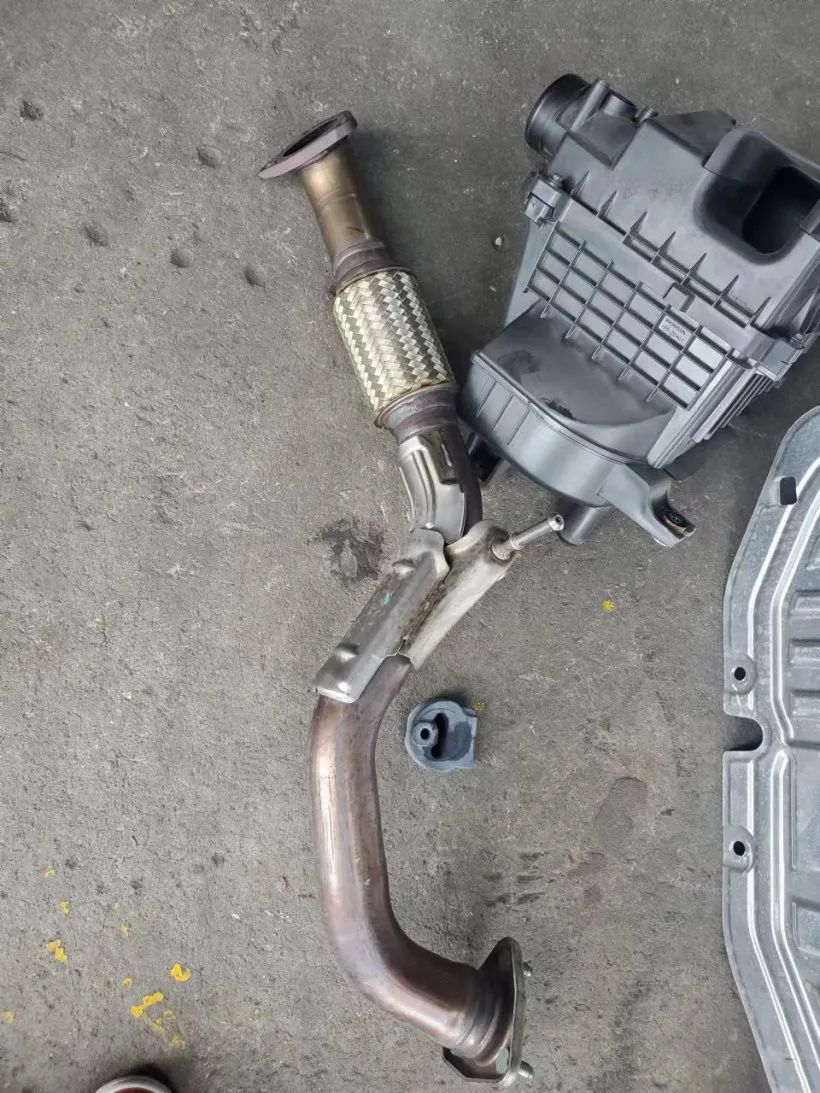 十代思域两厢版改装最好看 (十代思域两厢版深度测评)