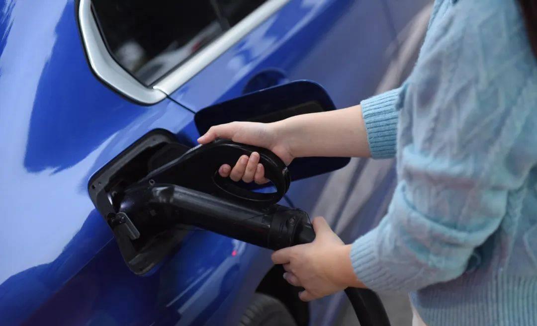 月销量超4000辆,月销超过3万台