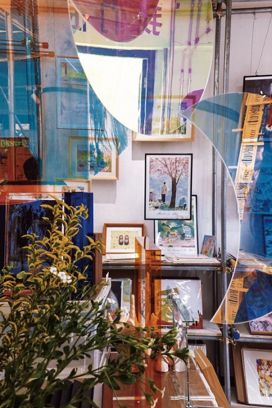 thisis鑹烘湳鎻掔敾,thisis鎻掔敾鑹烘湳涓績