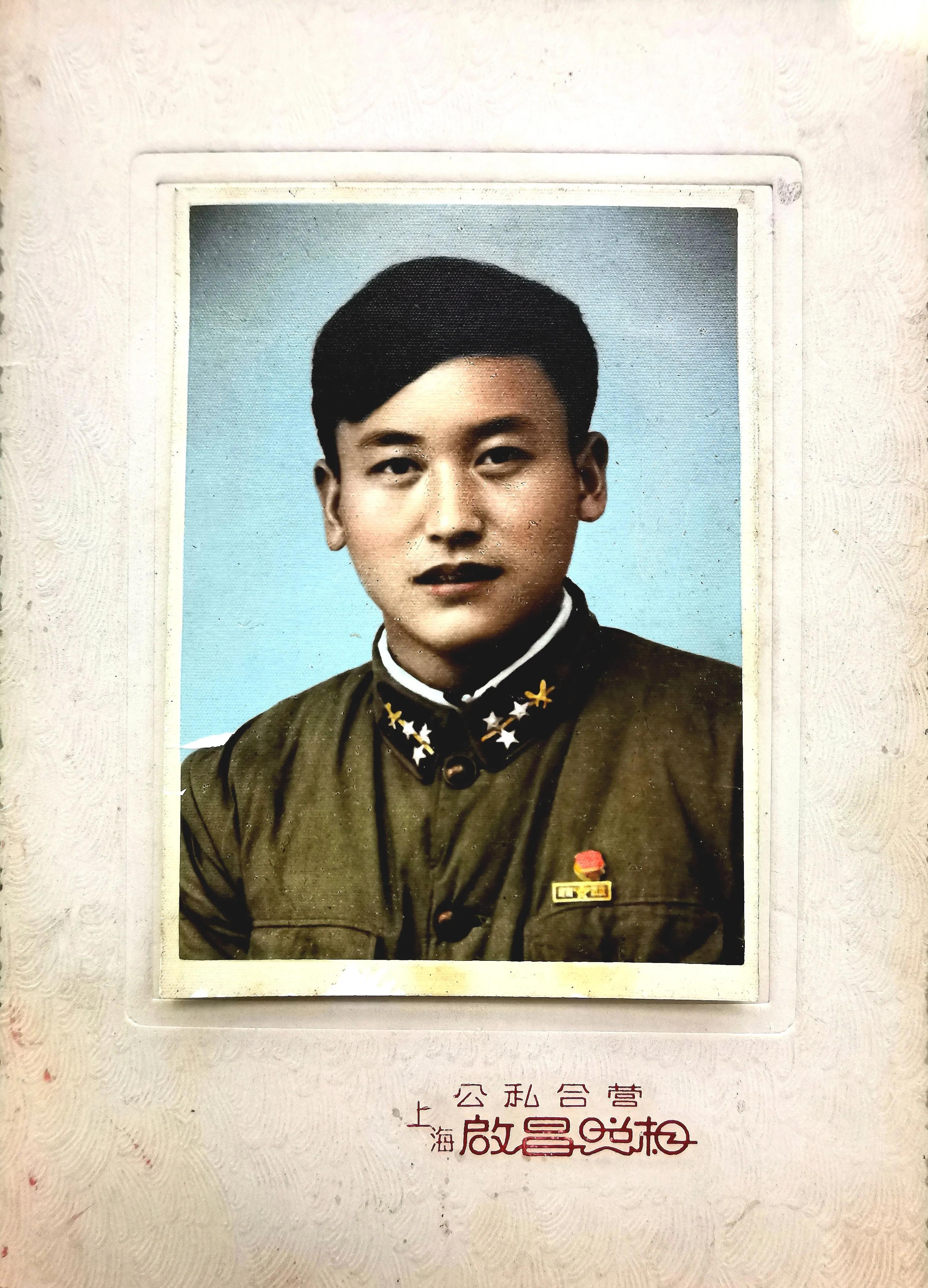 老爸的童年往事,老爸和老妈的故事