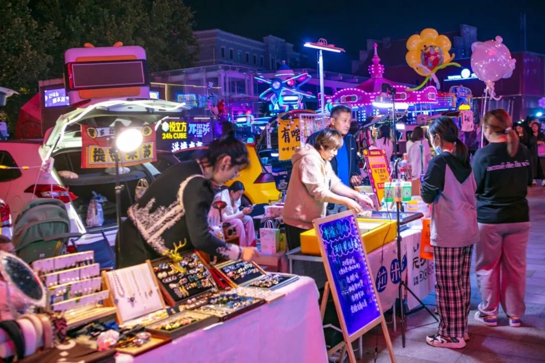 初冬旅游打卡地标,旅游必去的小众城市