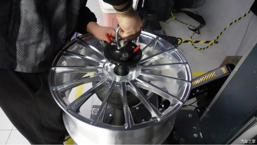 奔驰amggt63s升级先行版包围,奔驰amgc63改装外观