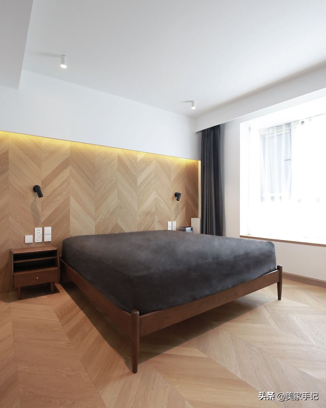 全屋都打柜子效果图,90平米极简装修打满柜子