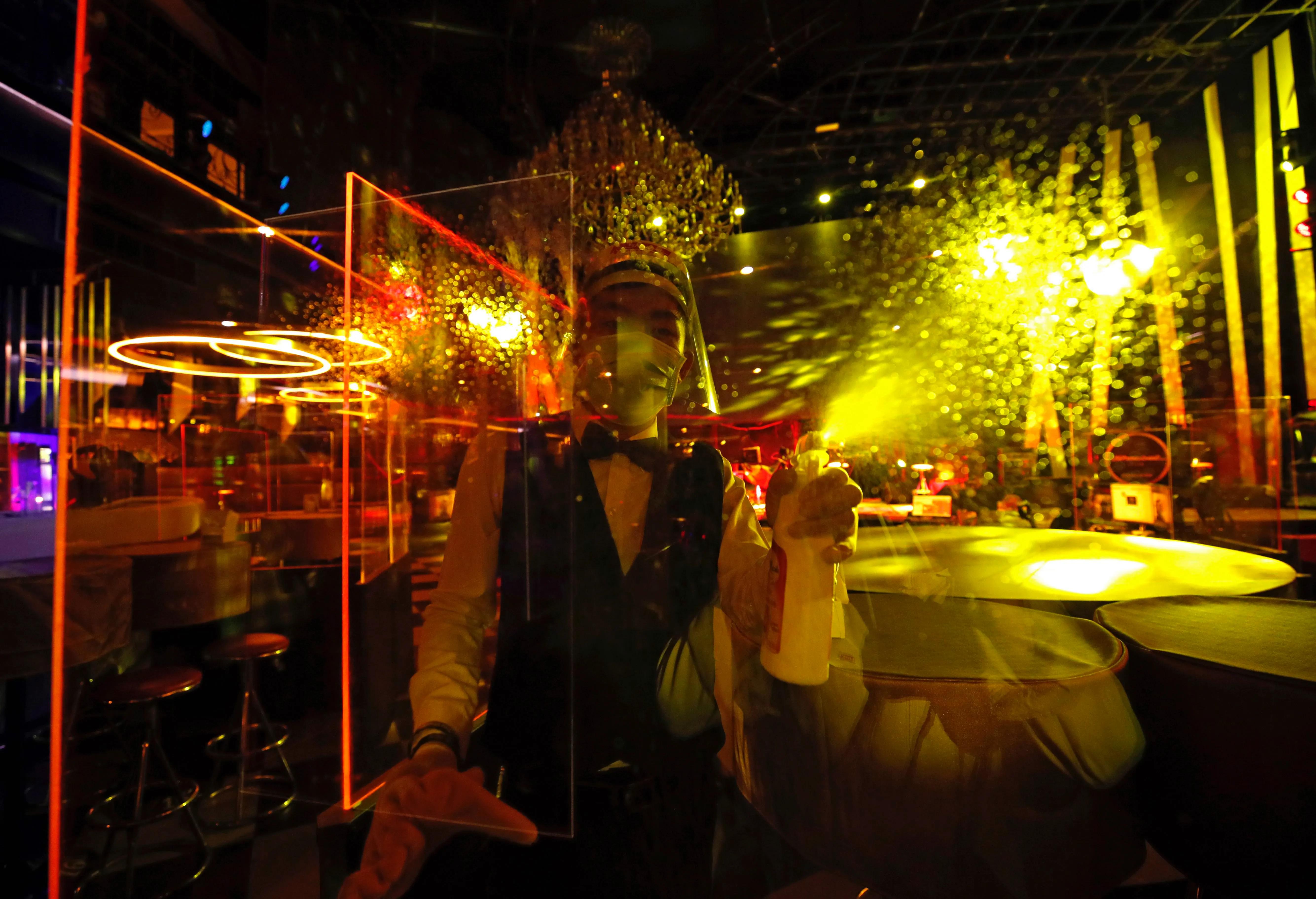 关于从生*爱性**玩的毛头小子到年入百万的故事