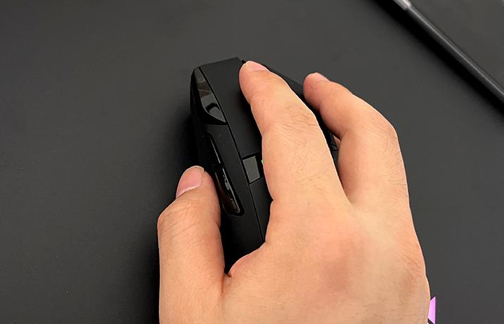 雷柏v10rgb鼠标垫中间凸起,雷柏v30w有线无线双模rgb游戏鼠标