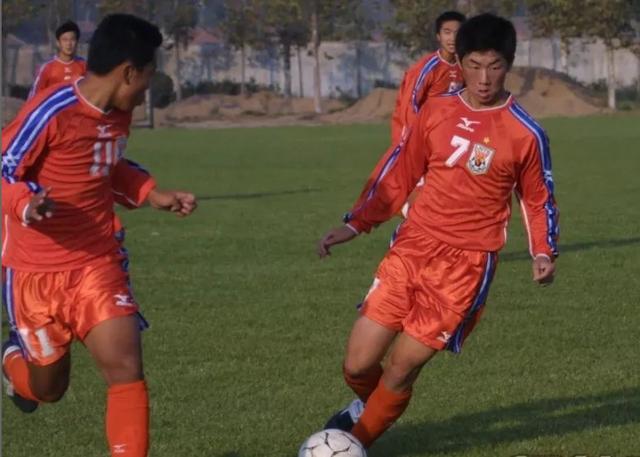 鲁能崔鹏年轻时有多厉害,山东鲁能崔鹏年薪