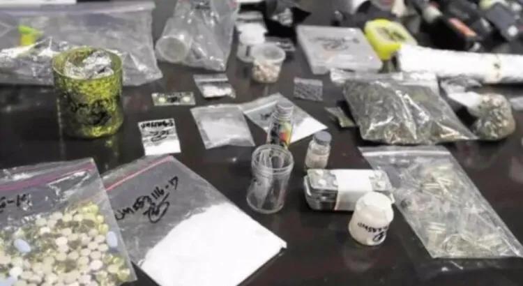 毒流中土,毒雾涌入城市的视频