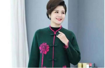 二十几岁姑娘当老年服装模特,29岁女孩做中老年服装模特