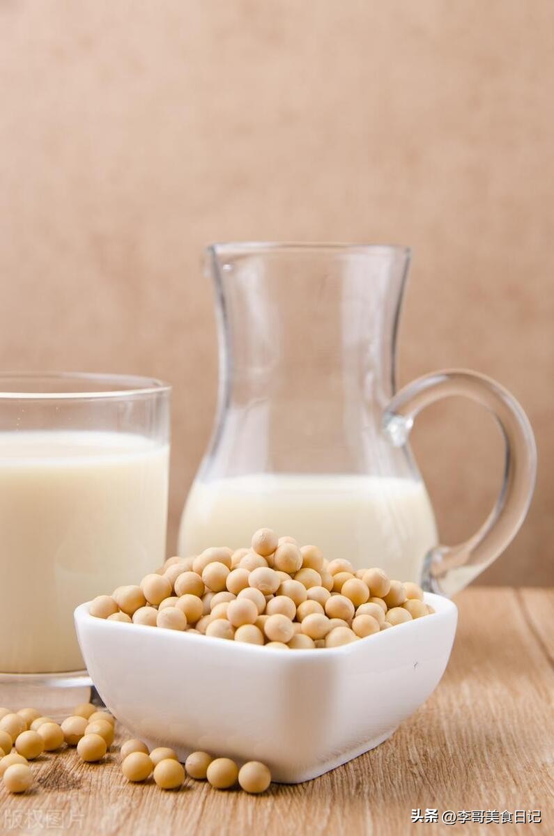 北京同仁堂茉莉花豆浆,街头网红美食茉莉花豆浆