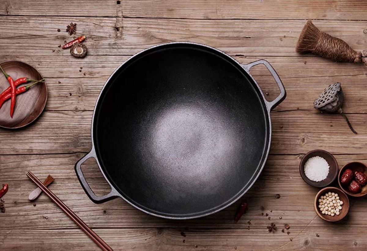 买铁锅是生铁好还是熟铁好,买生铁和熟铁锅怎么分辨