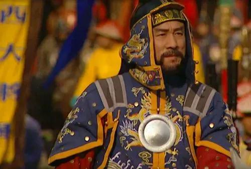 关于怎么和生性多疑的领导打交道,如何面对性格耿直的领导