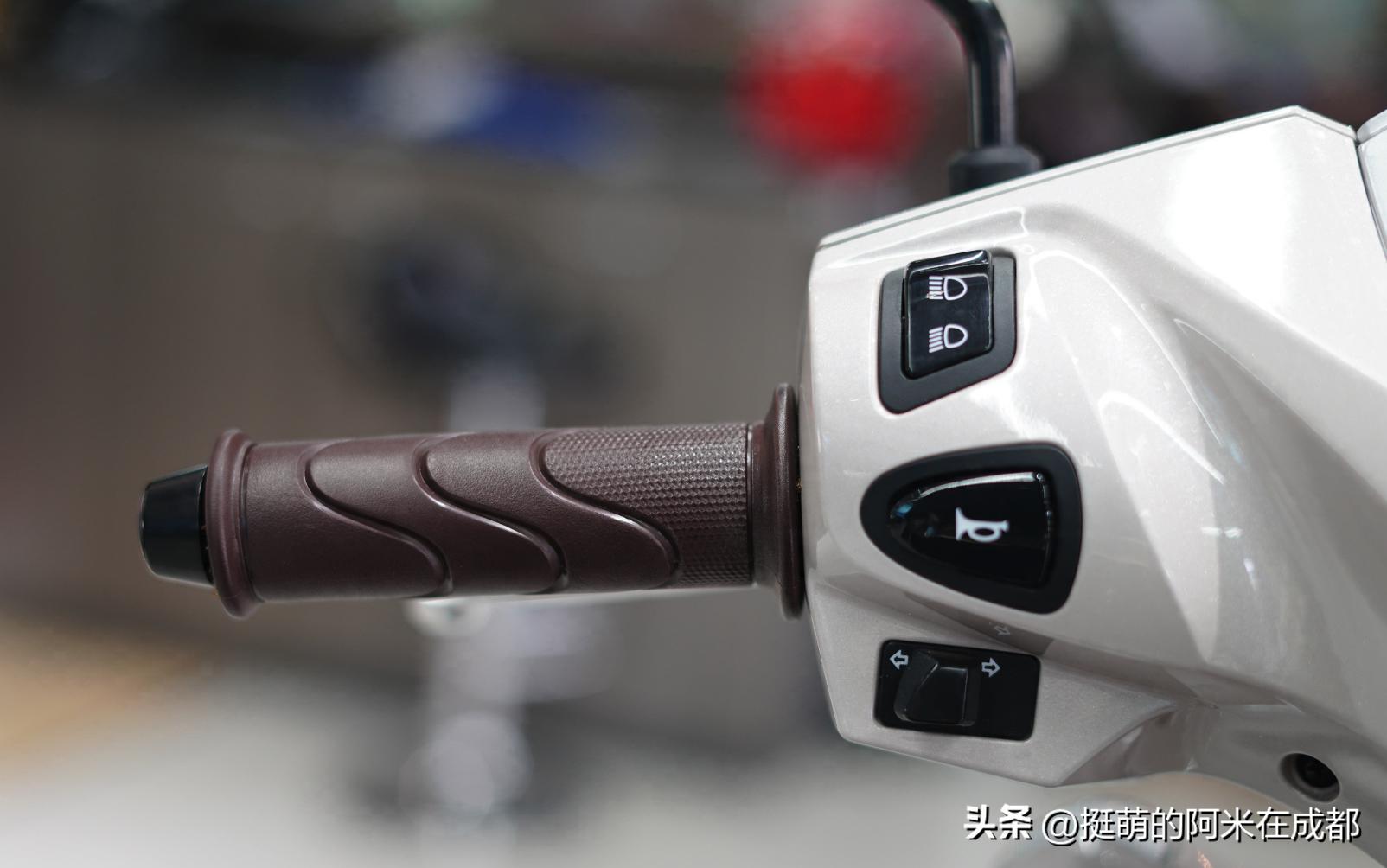 本田lead125踏板改装abs,本田水冷lead125怎么没有abs