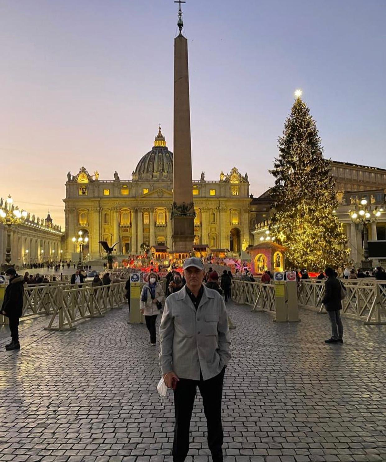 穆里尼奥的女儿被马夏尔发照片，触犯了他的逆鳞，才让桑切斯上位