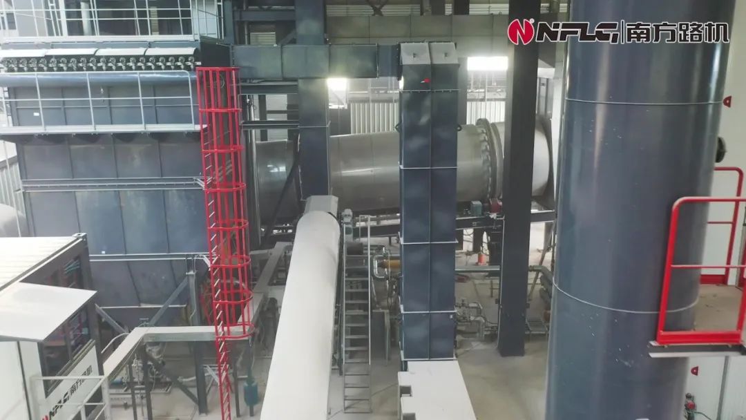 南方路机沥青事业部,南方路机混凝土搅拌设备