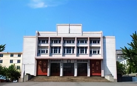 山东科技大学——春蚕华发，编织青春的梦想