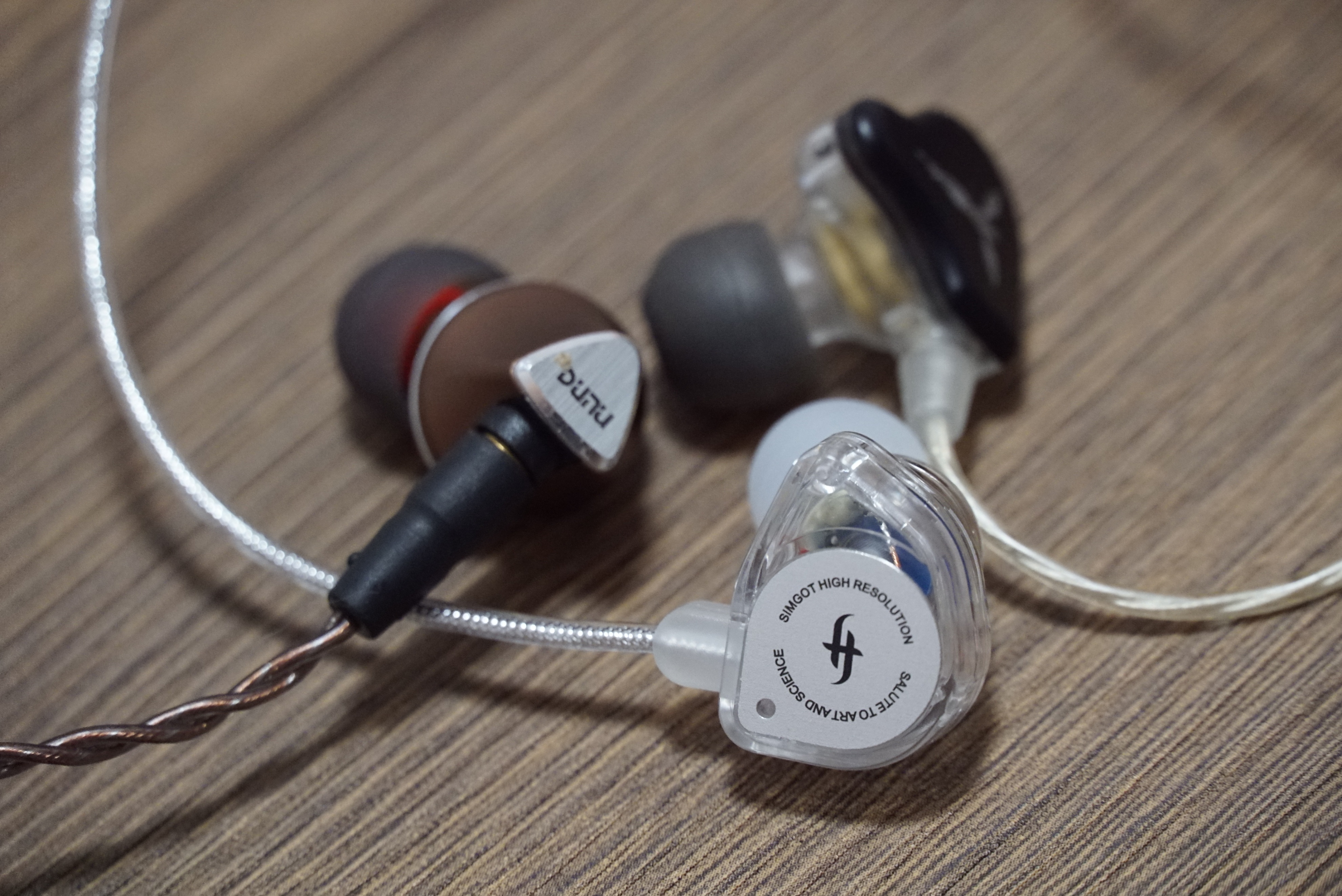 我可能听到了世界最好的“地摊耳塞”，广东制造，咋舌的超低失真