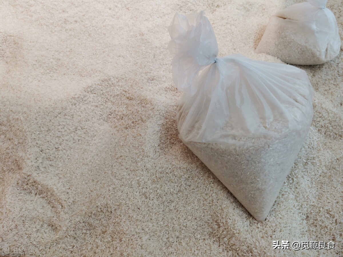 散称大米和袋装大米哪个划算,大米散装的好还是袋装的好