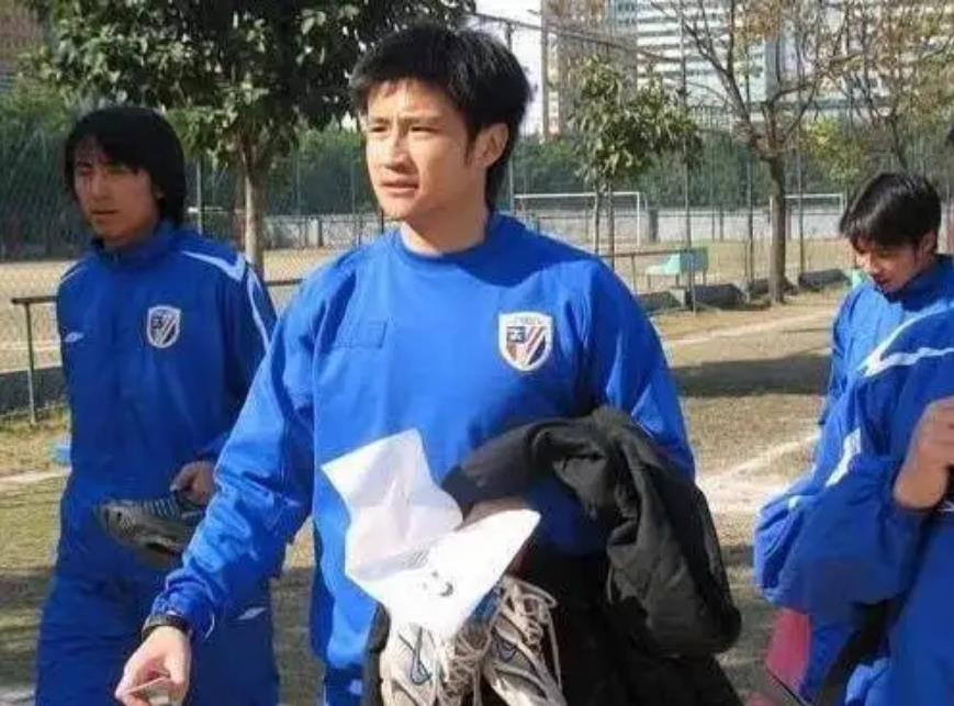 中国足球十大后卫排名,中国足球历史最强十大后卫