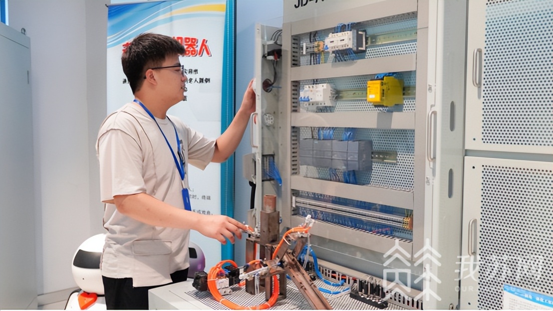 工久为匠“90后”小伙用技能擦亮“职教生”的出彩人生丨江苏最美人物