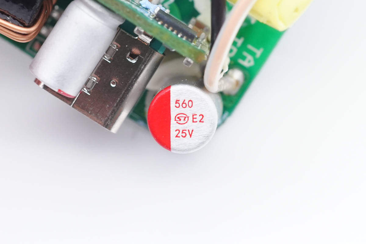 aohi奥海30w氮化镓充电器拆解,倍思氮化镓三代65w充电器拆解视频